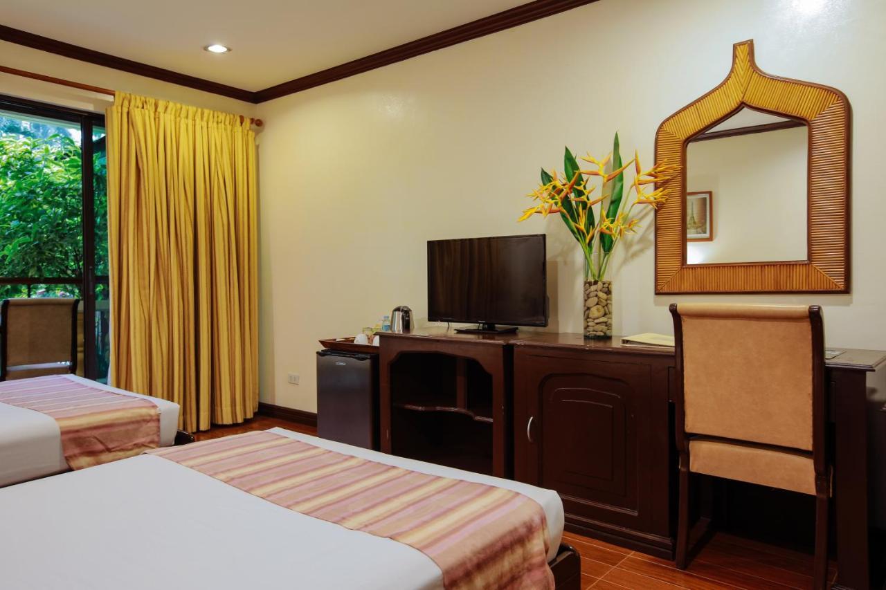 Paradise Garden Hotel And Convention Center Boracay Powered By Aston Manoc-Manoc Exterior photo